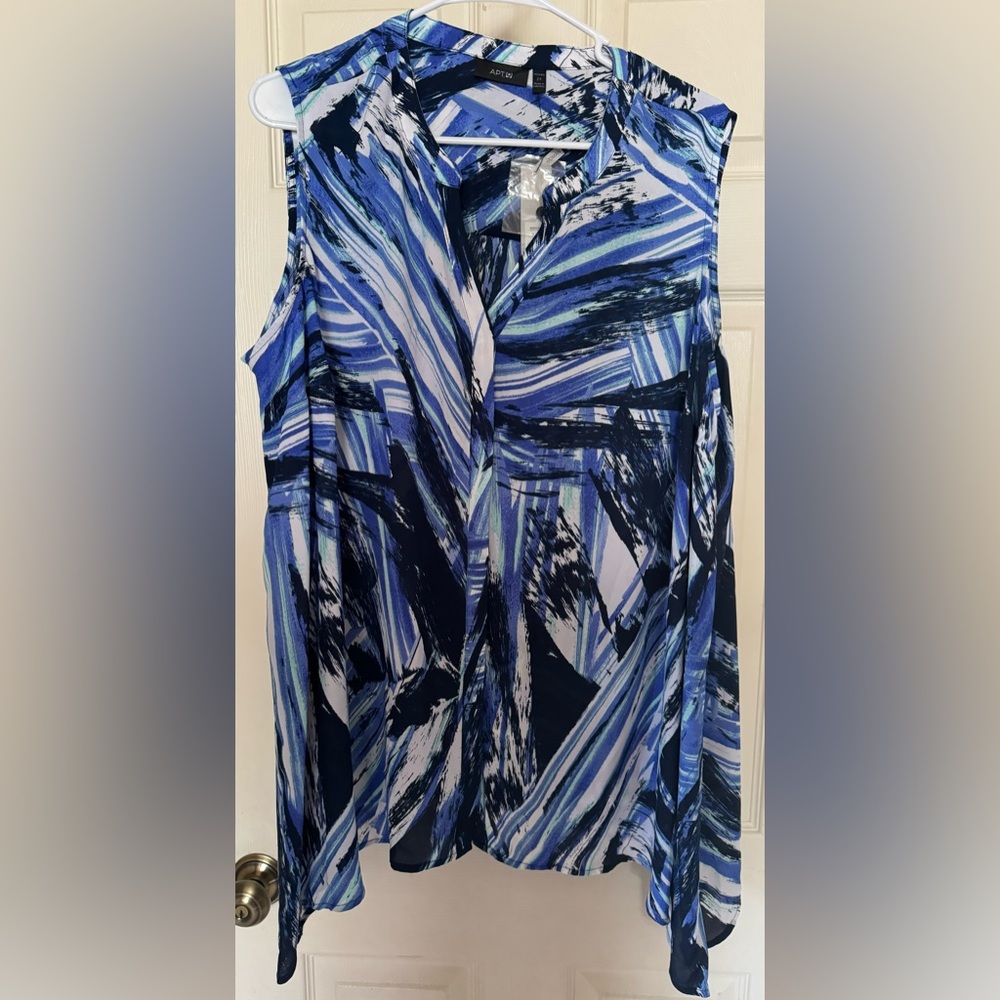 Women’s sleeveless blouse. Apt.9 NWT